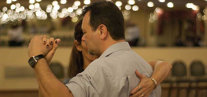 Have a personalized private tango lesson with a professional dancer