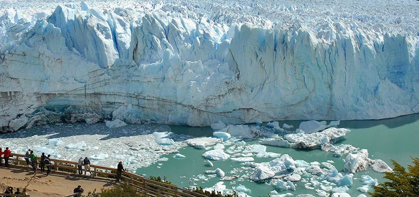 Admire one of the world’s most unique and awe-inspiring glaciers: The Perito Moreno Glacier, in El Calafate