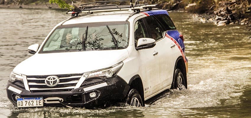 Enjoy a thrilling and scenic 4x4 off-road experience at the Ends of the Earth in Ushuaia