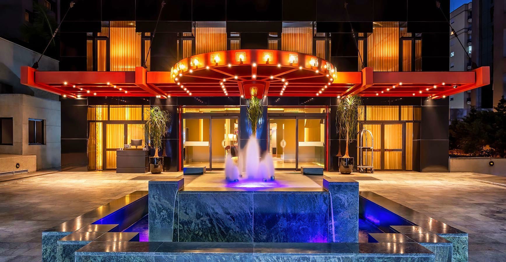 The hotel&rsquo;s entrance