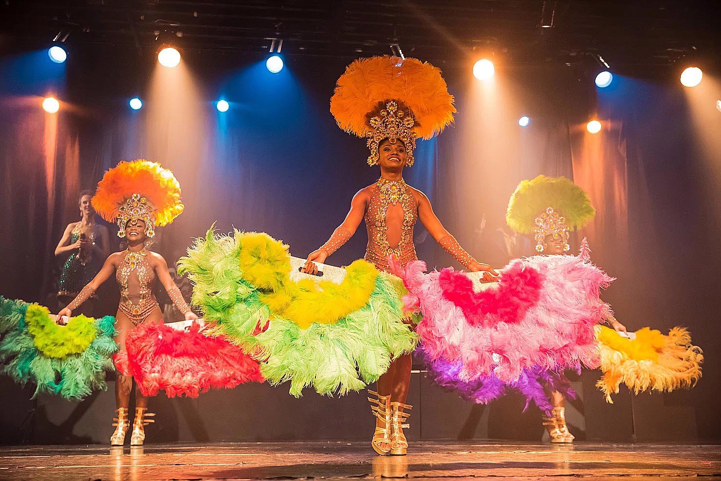 A display of Samba in the style of Rio carnival