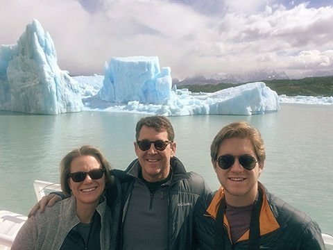 Navigating by the Patagonia glaciers in El Calafate